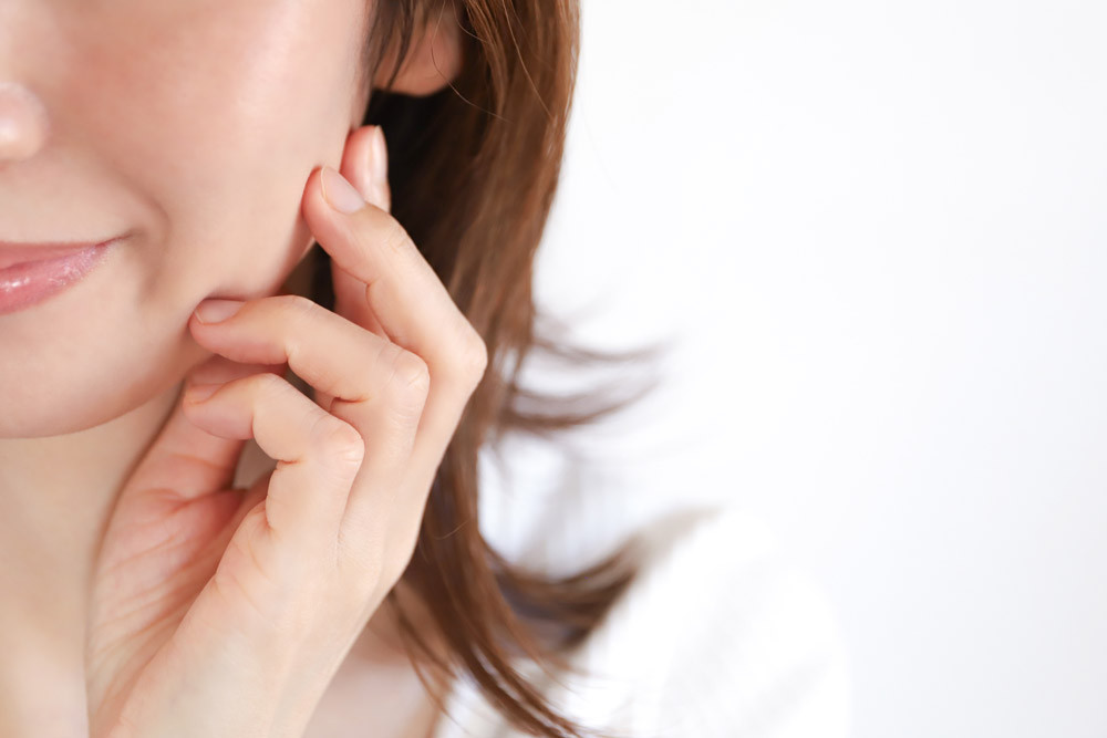 糸リフト後の腫れはいつ引く？経過日数・早く治すコツ・要注意サインを専門医が徹底解説