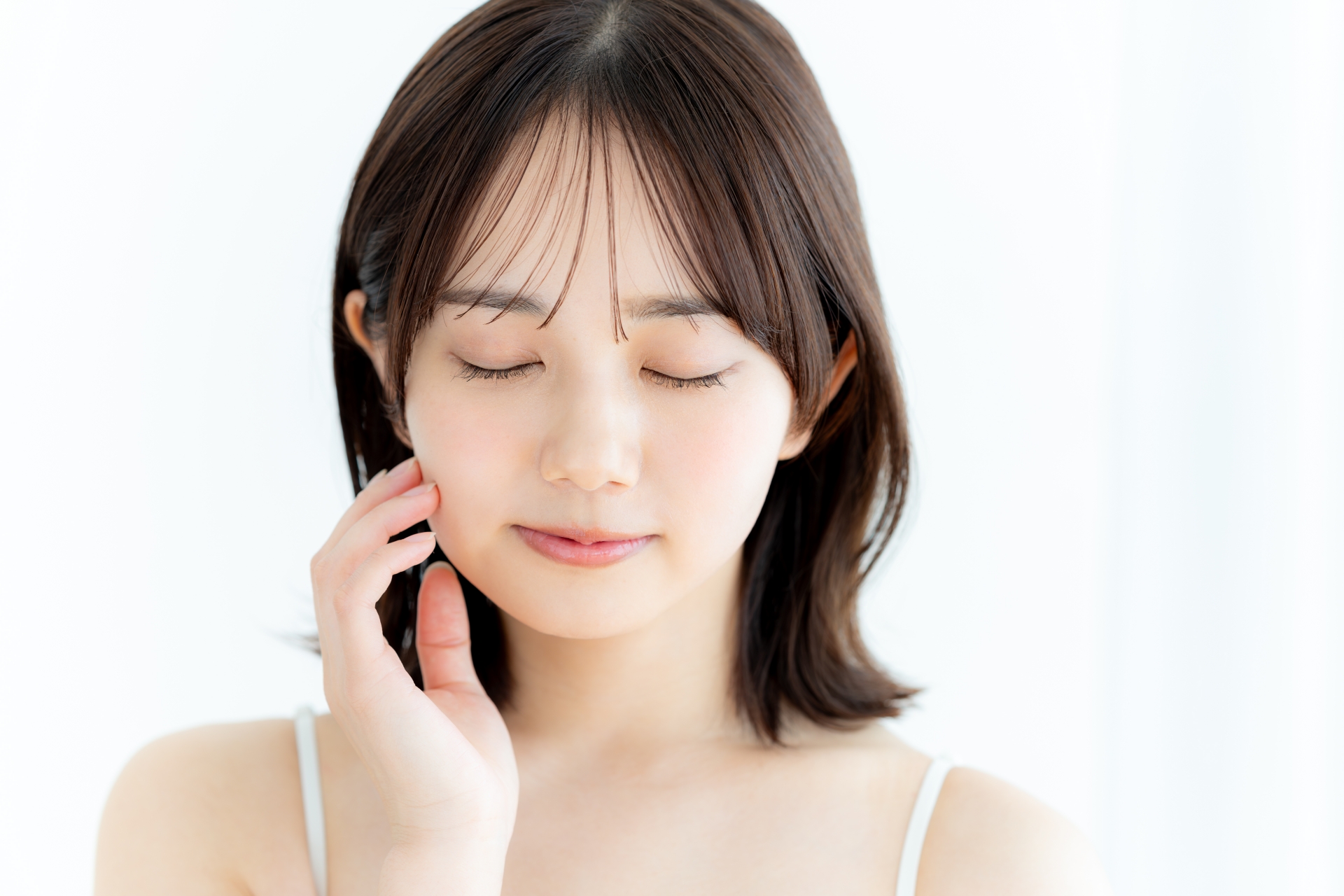 バッカルファット除去で理想の「卵型」小顔へ｜こけないためのデザイン術と適応の見極め