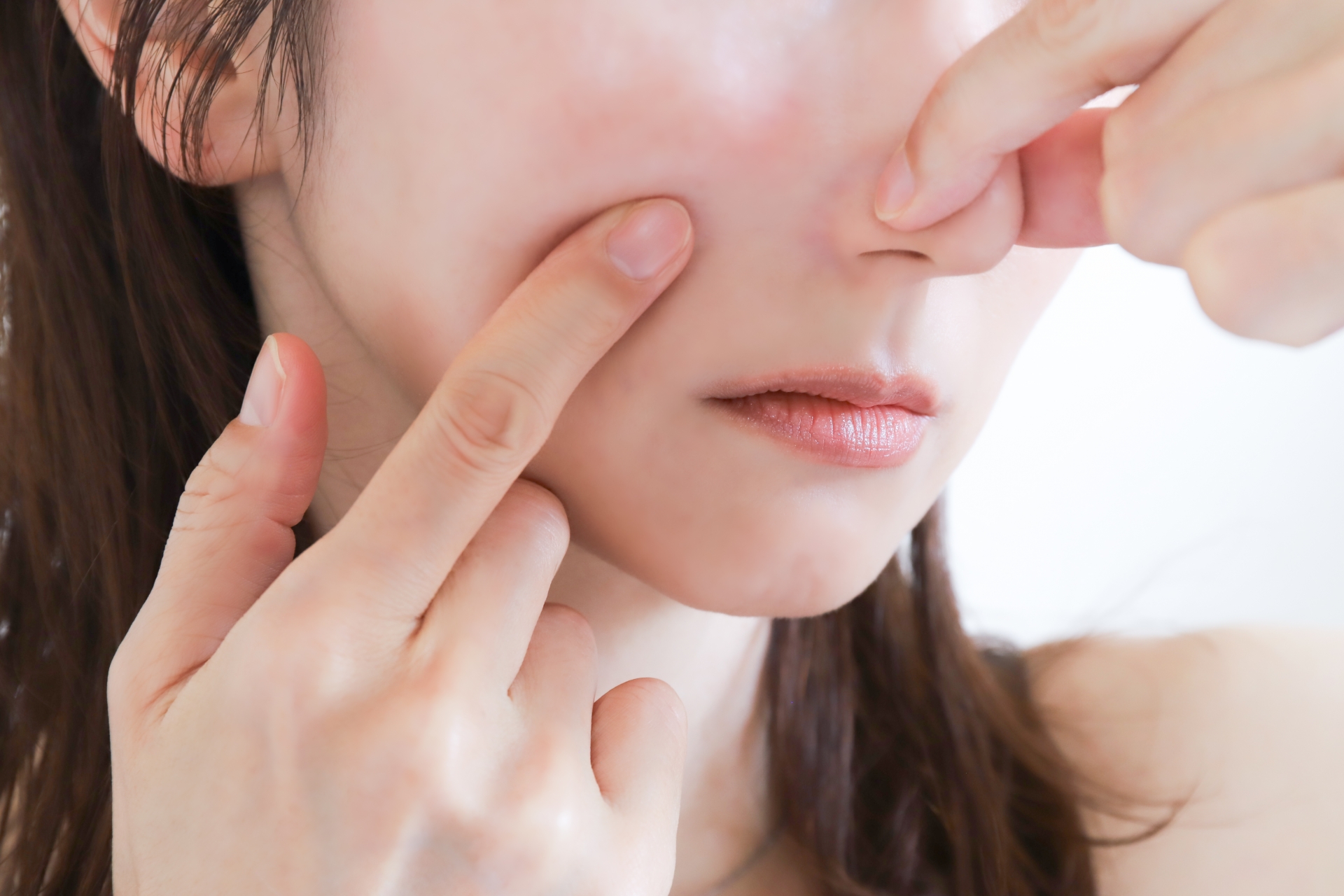 小鼻縮小で息がしづらくなる？鼻詰まりのリスクと安全な切除デザイン